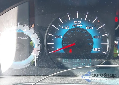 2011 Ford Fusion Se z USA, uszkodzony, nr VIN 3FAHP0HA7BR301739